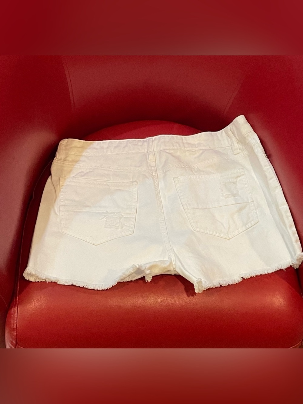 Design Lab Distressed and Frayed Shorts - Picture 2 of 6